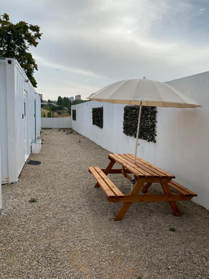 Hostel Casa Vale Ecotainer Lissabon Exterior foto